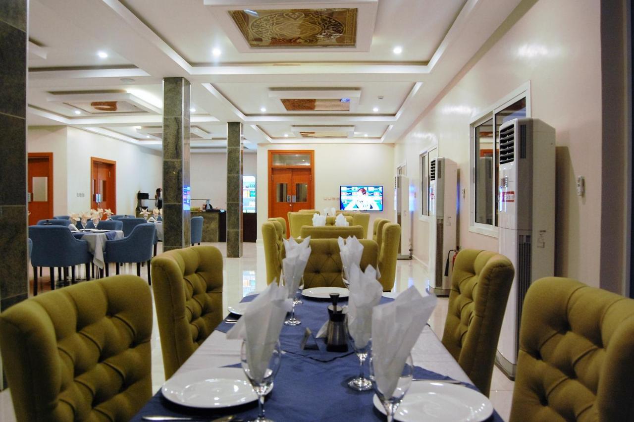 R & K Guest Palace Hotel Kano Buitenkant foto
